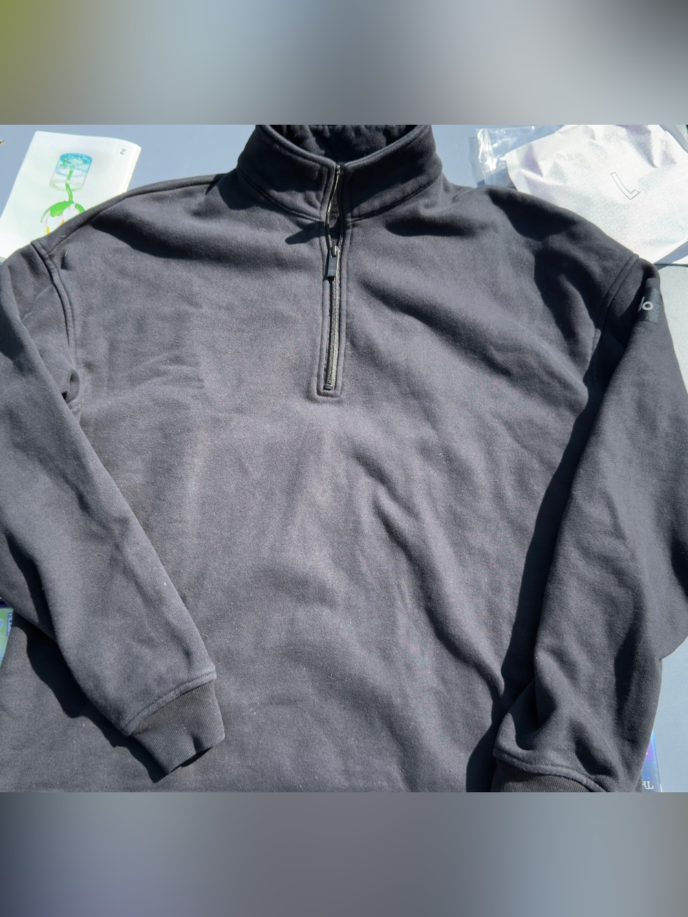 ALO unisex Black Quarter-Zip top
